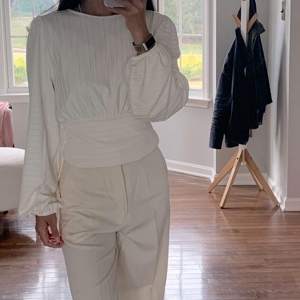 H&M sweater blouse ivory small